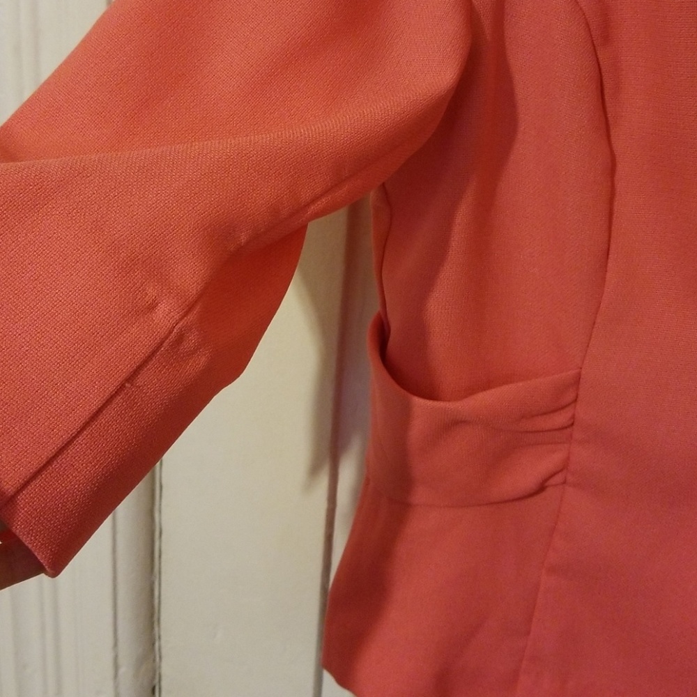 Blazer - Picture 2 of 7